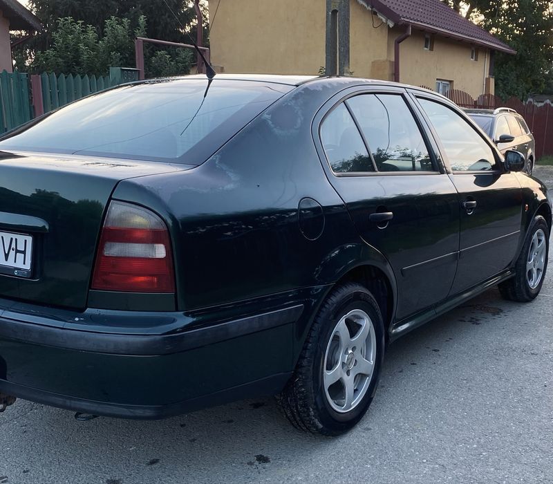 Skoda octavia 1