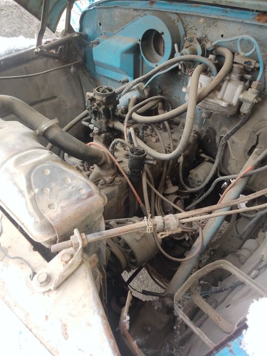 Gaz 52 mator qilingan