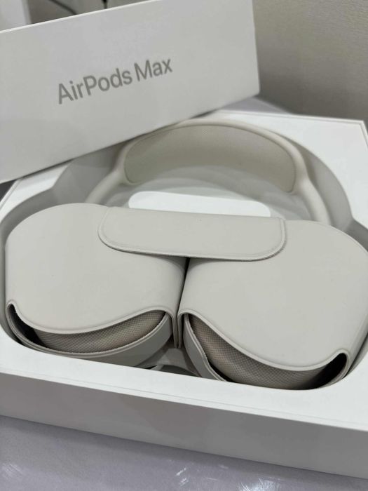 Apple AirPods Max 2