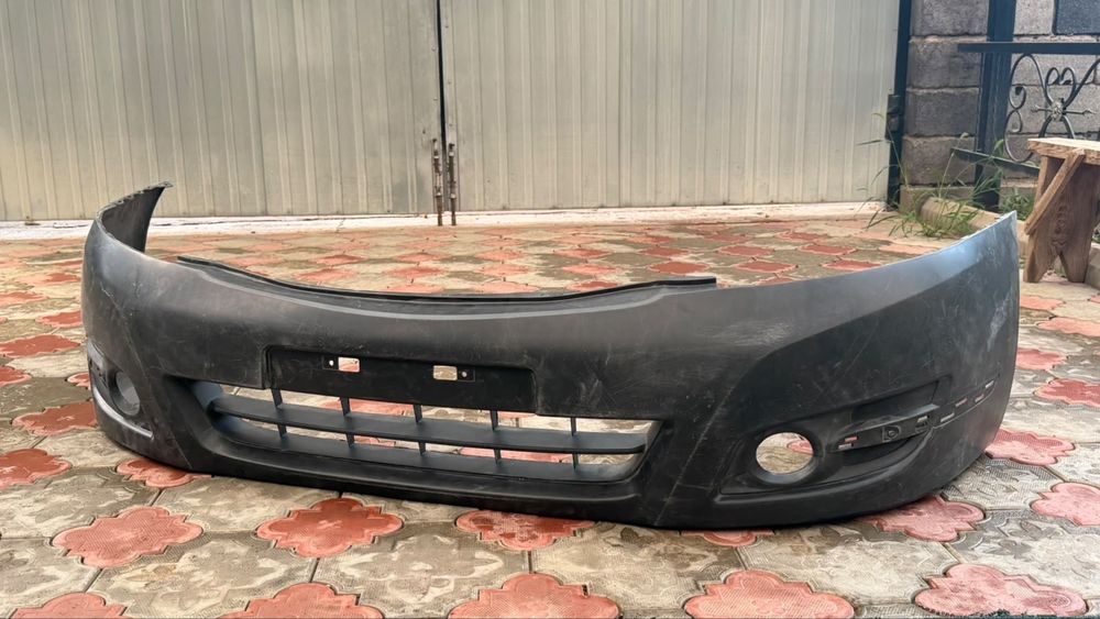 Передний бампер Nissan Teana