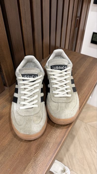 Кроссовки adidas