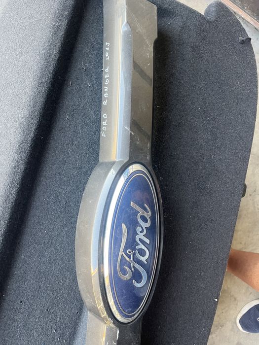 Решетка Ford Ranger 2015