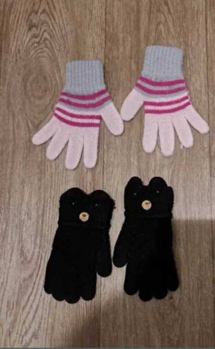 Шапочки , кепки , по 200