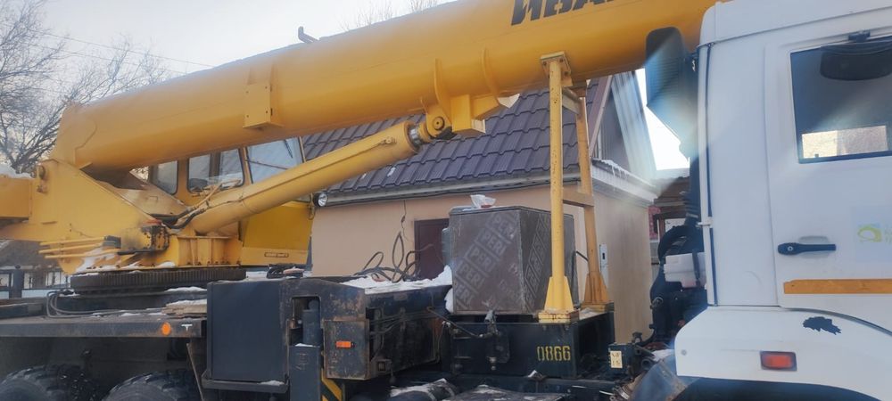 Продам Кран на базе КАМАЗ