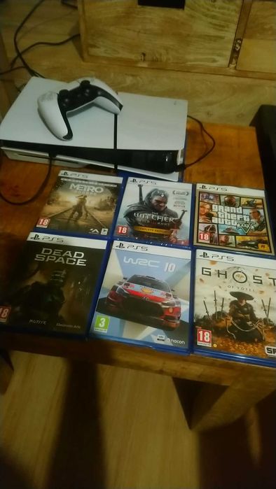Playstation 5 с шест игри