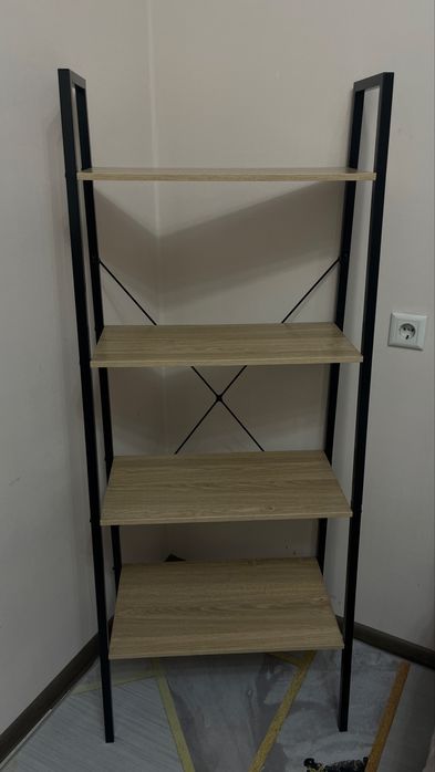 Стеллаж от «IKEA»