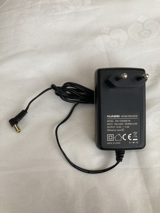 Adaptor 12V. Transformator 12v . Alimentator 12v