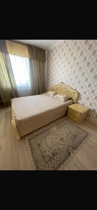 Продам спальный гарнитур