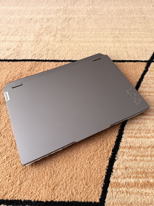 Laptop gaming Lenovo LOQ