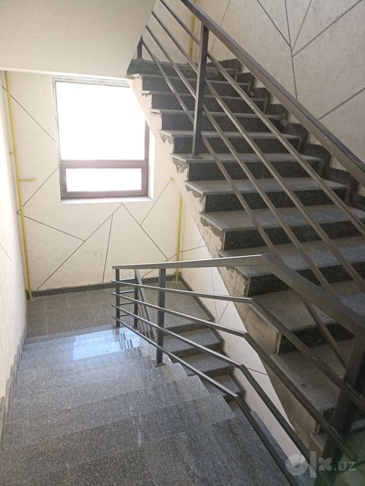 Продам квартиру 1/1/4 Куйлюк массив 6