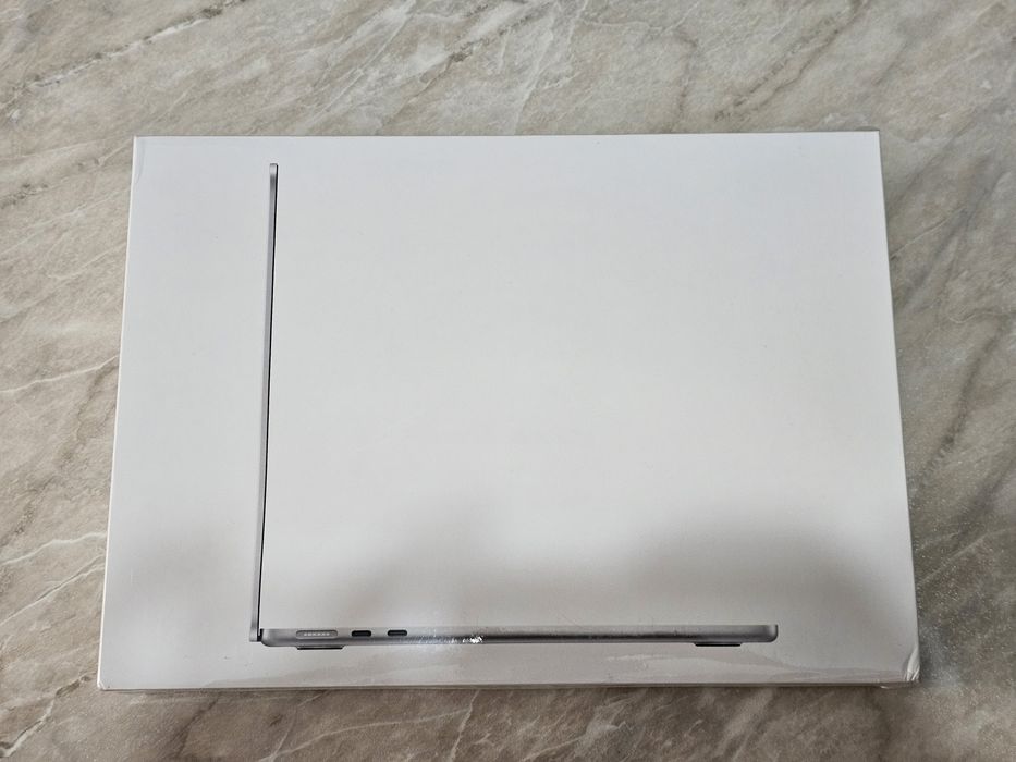 Apple MacBook Pro/Air M3/M4/M5