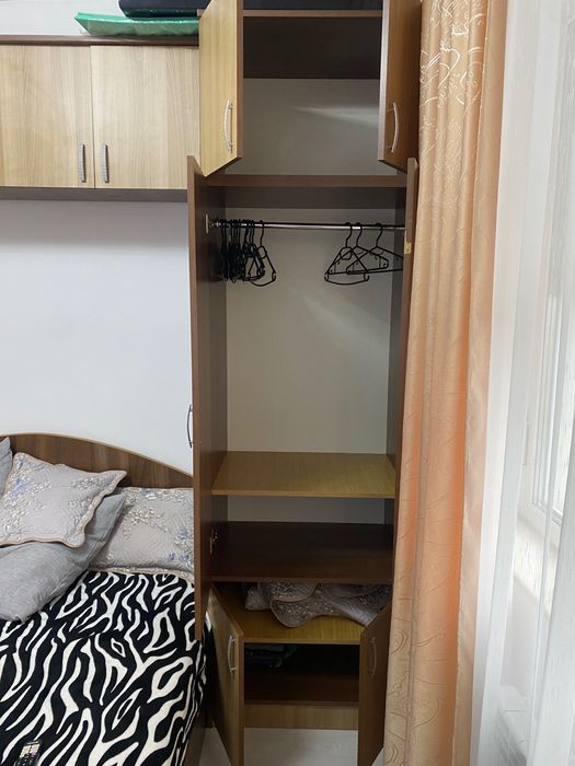 Vand dormitor plus tv cadou