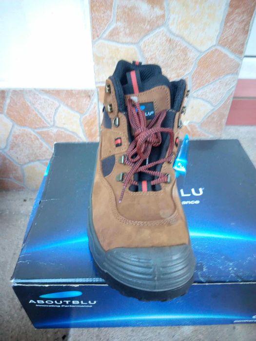 НОВИ ЗИМНИ работни обувки ABOUTBLU Sherpa S3 SRC