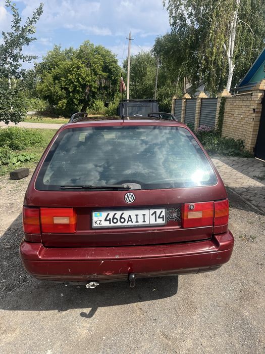 Пасат б4 93 года