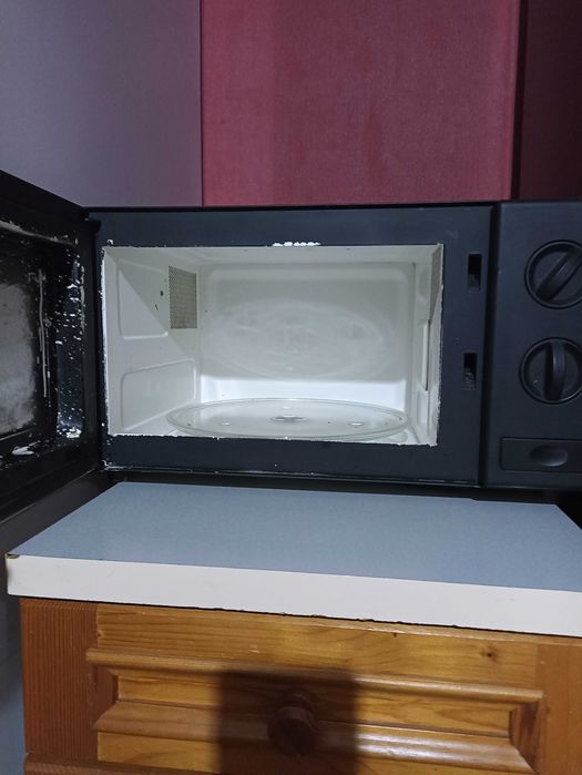 Микровълнова фурна