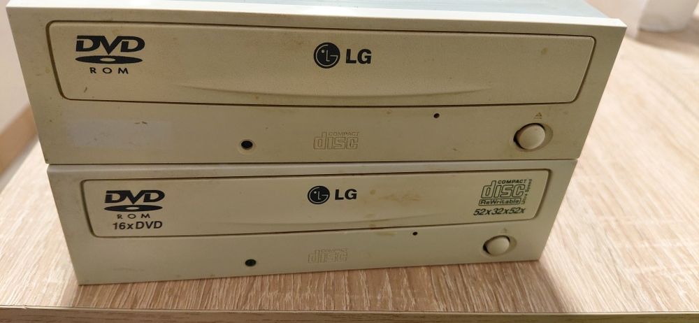 Pachet doua unități optice LG