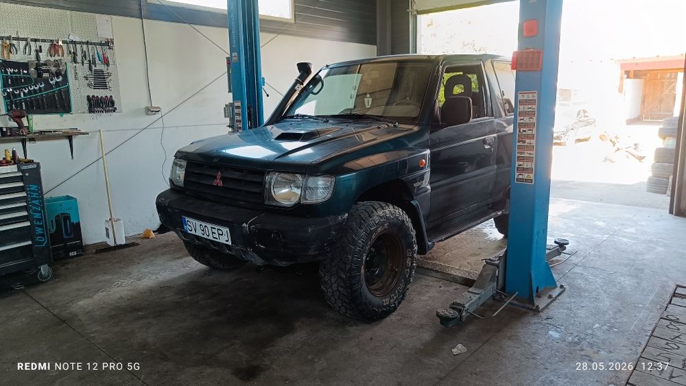 Vând roți complete pt pajero