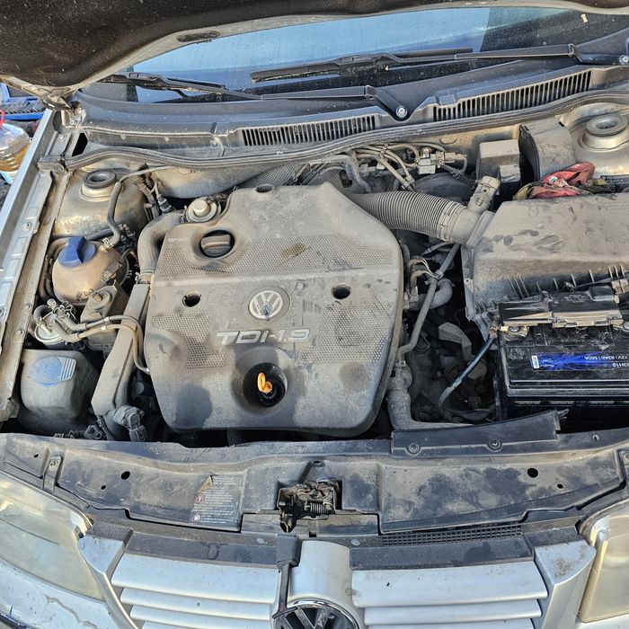 Vw Бора 1.9 90 к.с на части само !