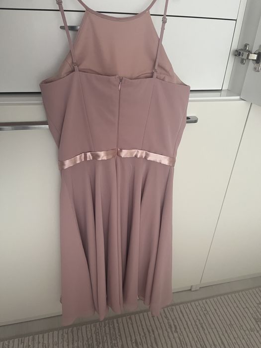 Официална рокля носена 1път