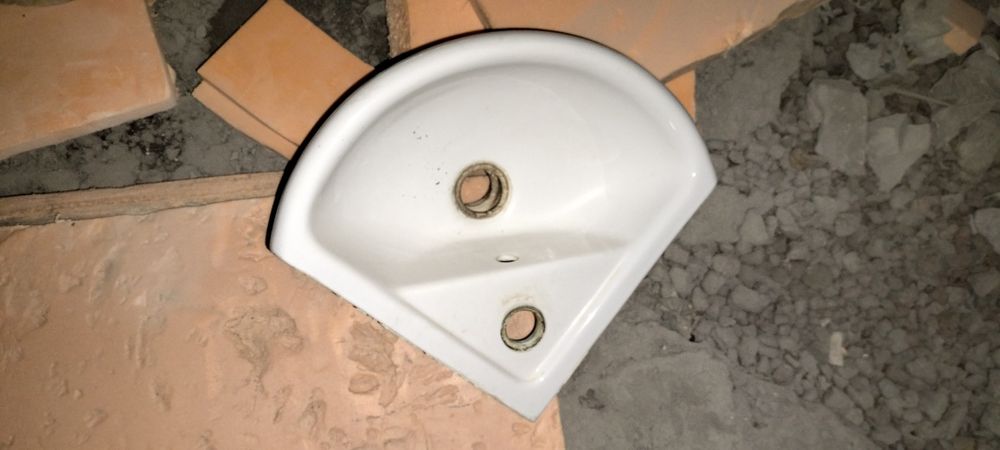 Угловой тюлпан !!