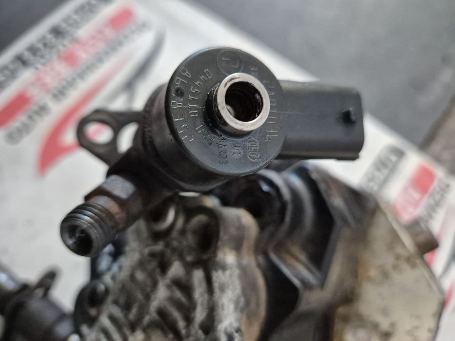 Kit de injectie /injector/pompa inalte Volvo XC90 2.4 D an 2004 163cp