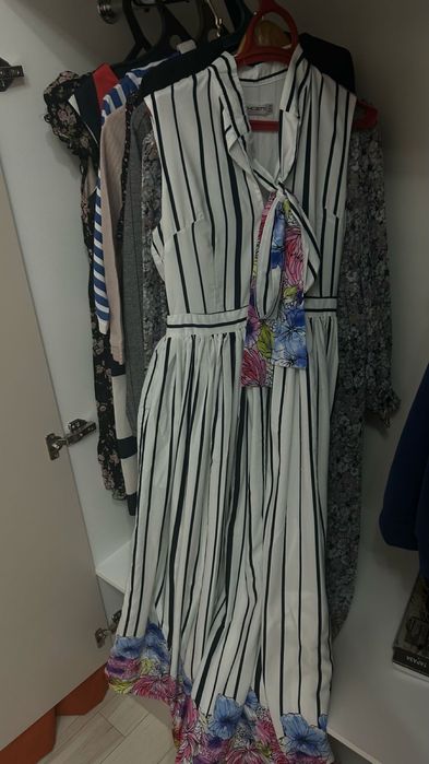 Платья, көйлектер сатылады