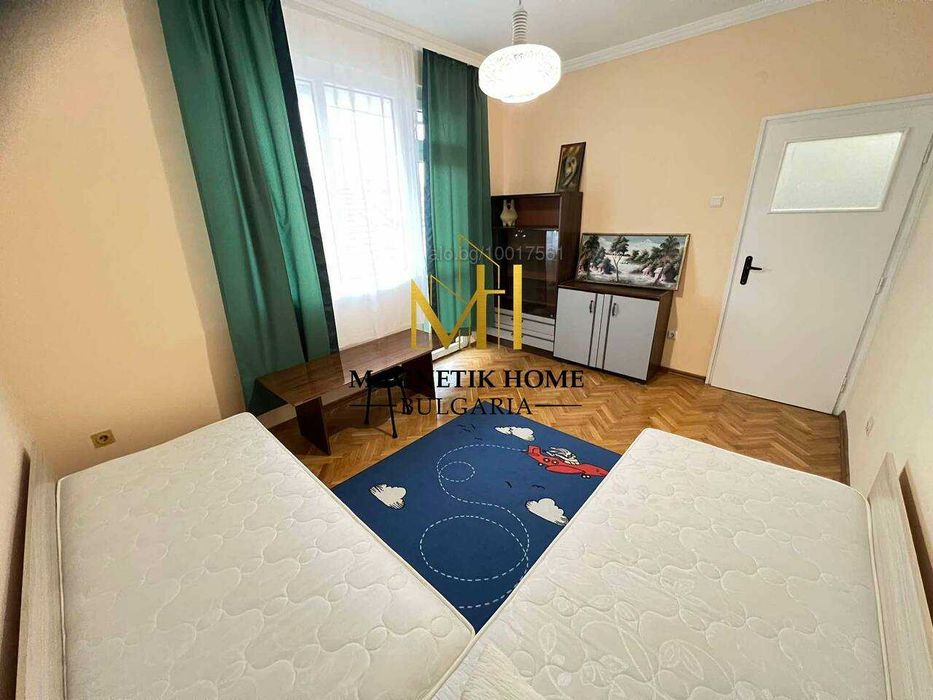 Дава се под наем Тристаен апартамент в Бургас, Център - 102 кв.м за 510 € - Снимка #10