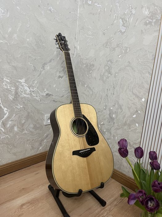 Гитара Yamaha FG830
