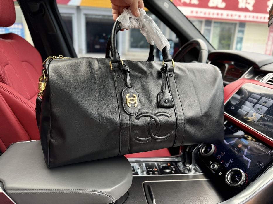 Пътна чанта Шанел