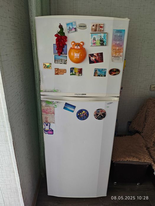 Холодильник Samsung