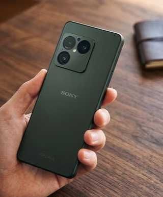 Sony Xperia 1 VIII глобален с e-sim, Android auto, меню на български 2 години гаранция