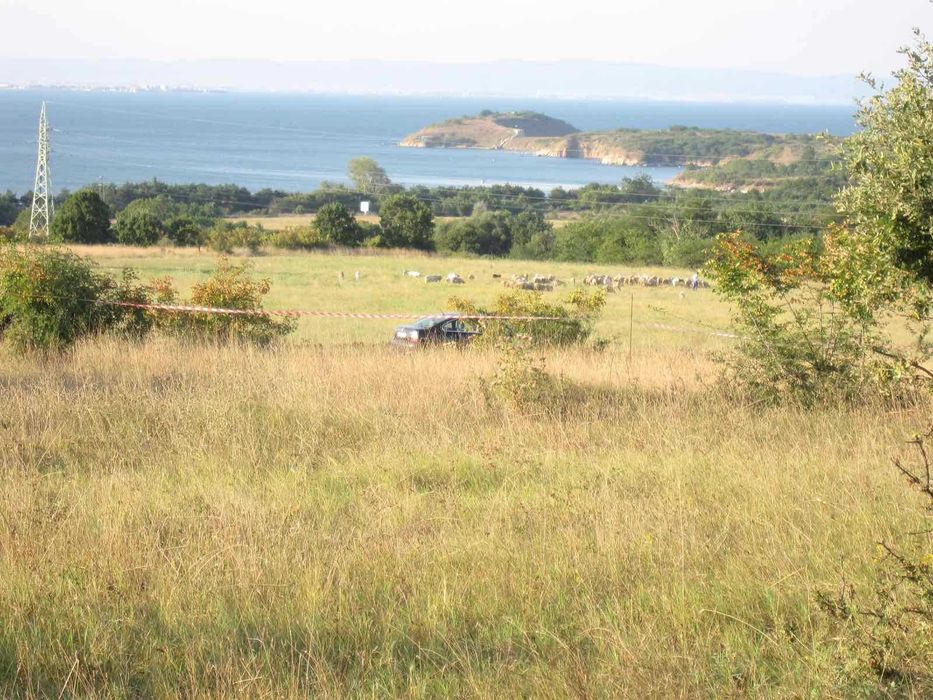 Продава се Парцел в Черноморец - 3408 кв.м за 37 €/кв.м - Снимка #1