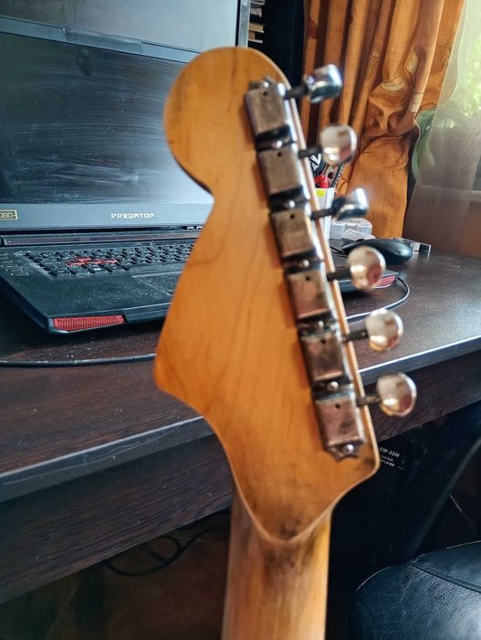 Fender Stratocaster