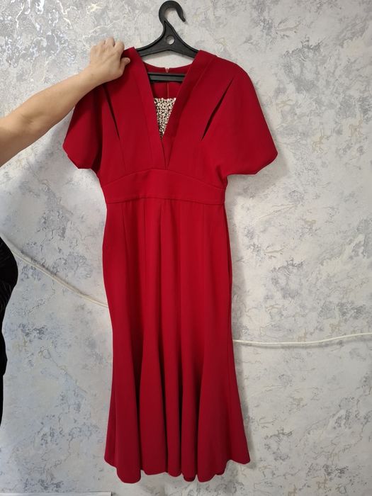 Продам платья в отличном состоянии