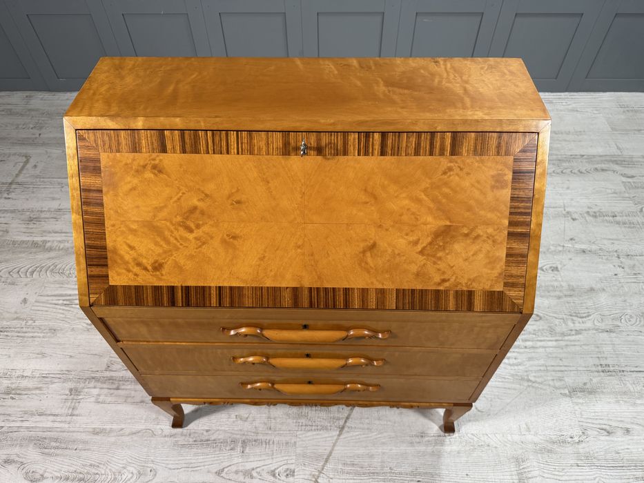 Писалище - секретар масив К076