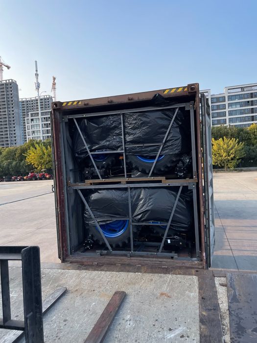 Трактор в Узбекистане . 40 от кучи .  Юкори сифат . Бренд Jinma