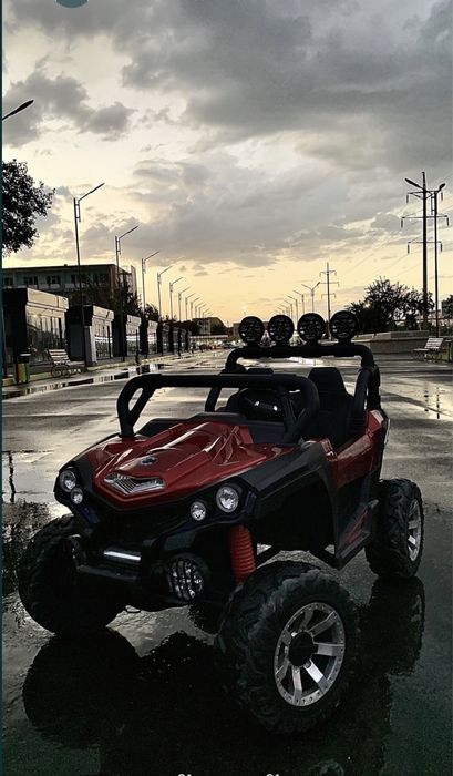 Bolalar mashinasi sotiladi