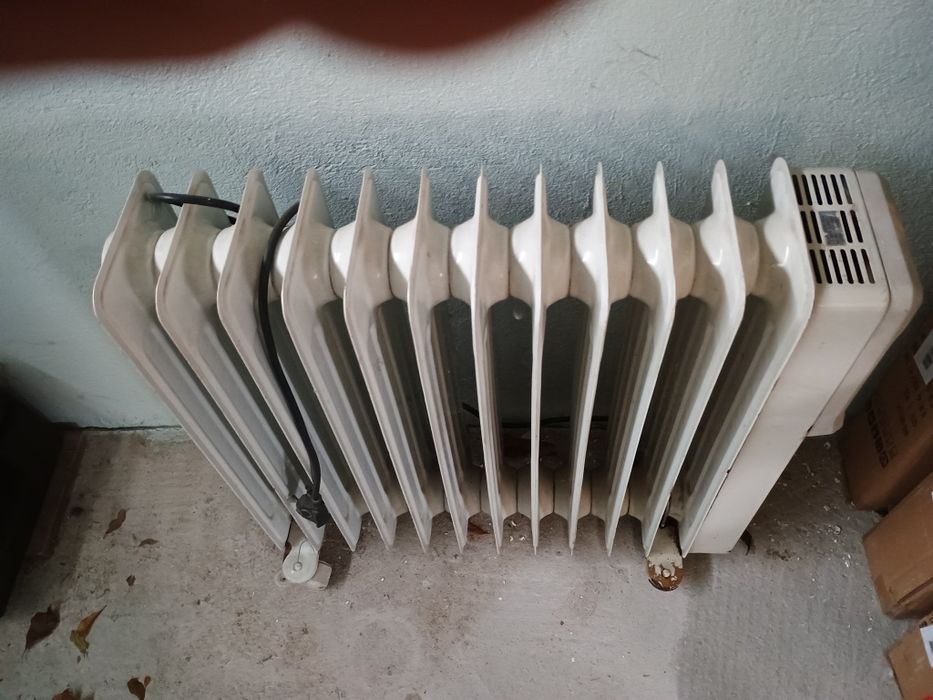 Radiator, calorifer cu ulei electric