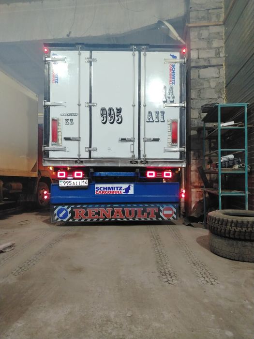 Продам  грузовик