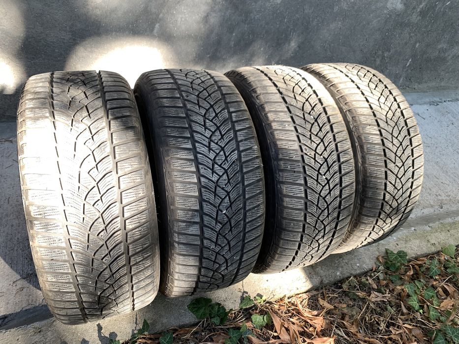 Good Year Ultragrip | 225 45 17