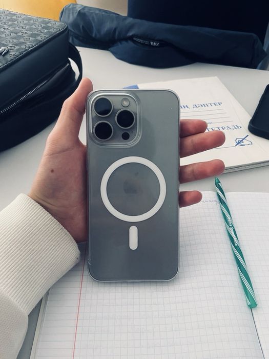 Айфон 15 про мах