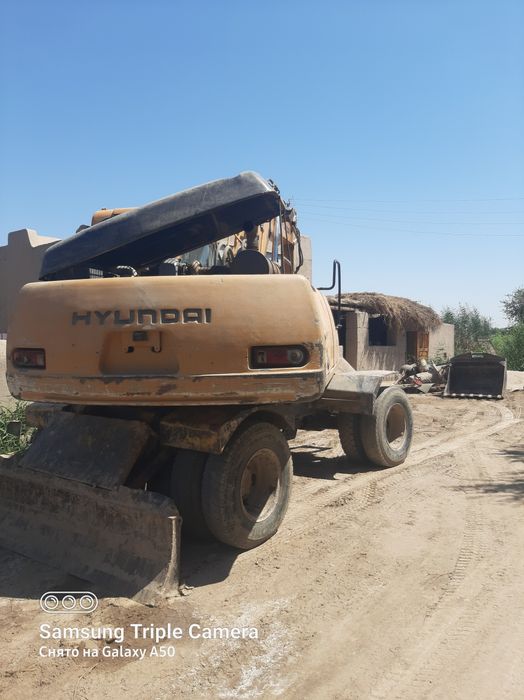 Экскаватор  хизмати аренда хундай колесный