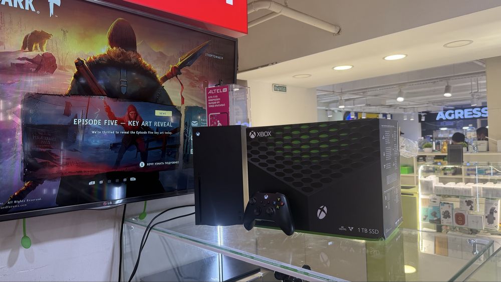 Игровая Xbox Series X 1терабайт
