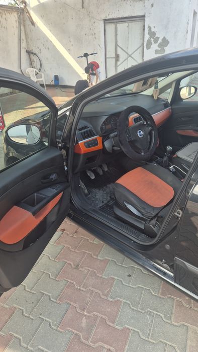 Fiat Punto 2006 benzină, 1.050 € — imagine 10