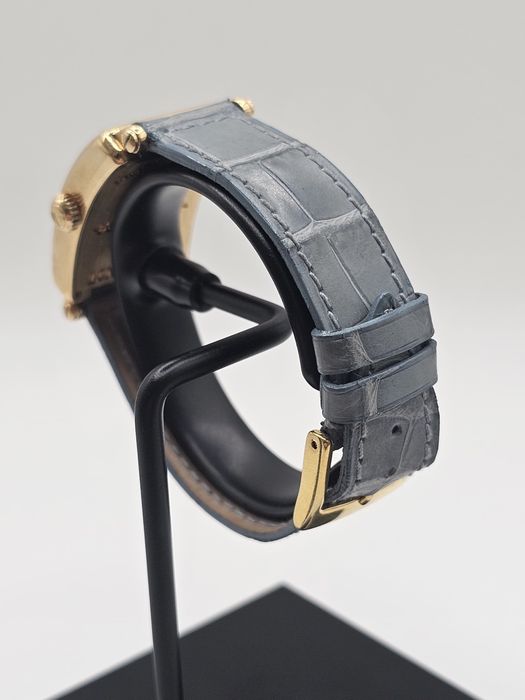 Frank Muller Long Island aur 18K Amanet BKG