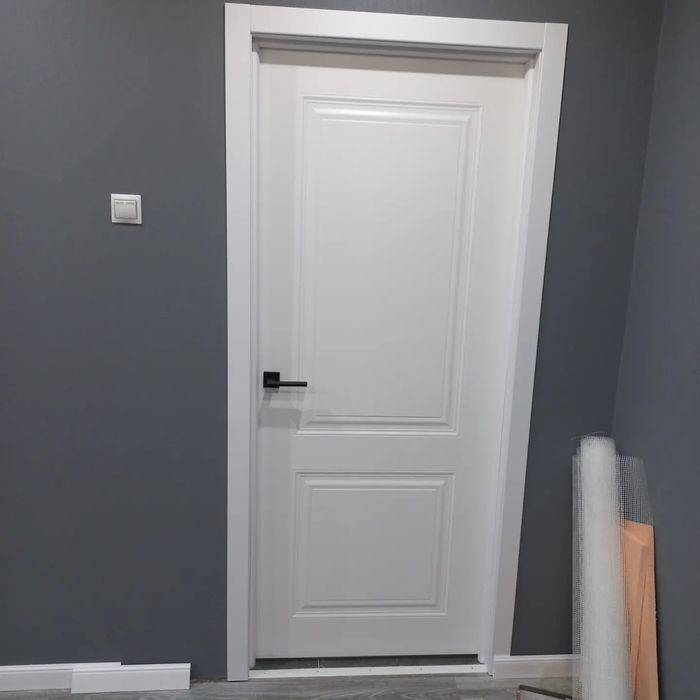 Установка межкомнатных дверей, замки.