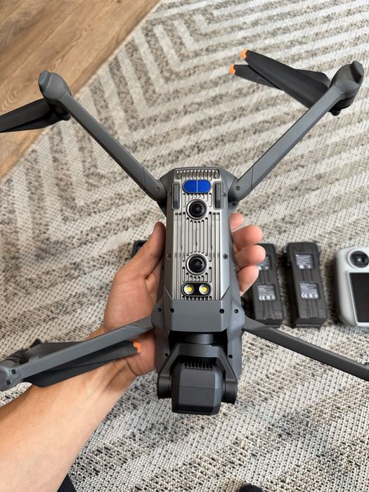 DJI Mavic 3 classic дрон