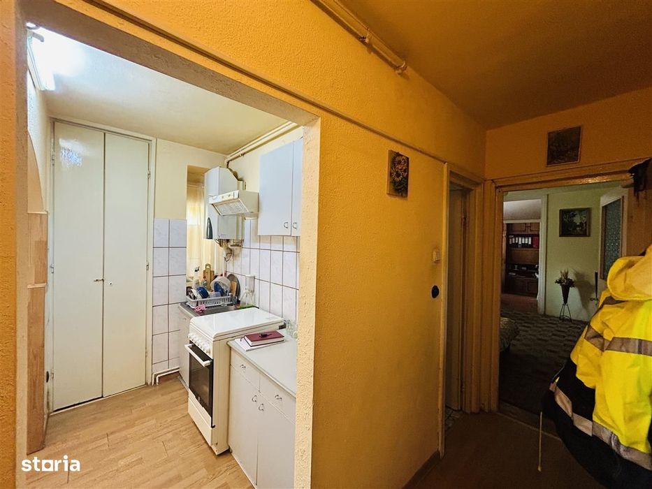 Ap decomandat 3 camere + balcon, mobilat si utilat - Cedonia