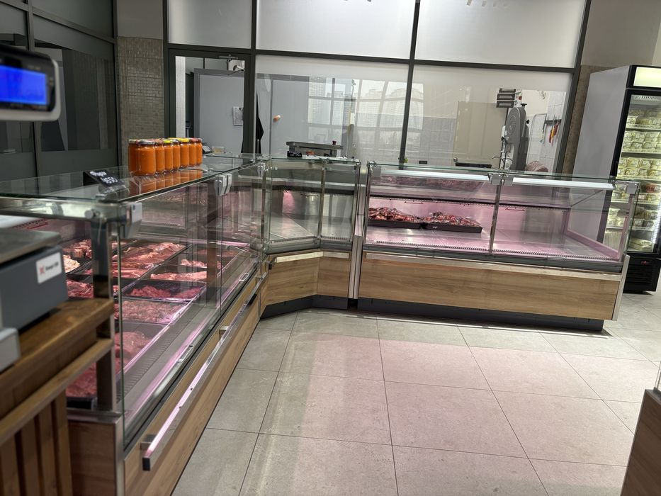 Витрина холодильник