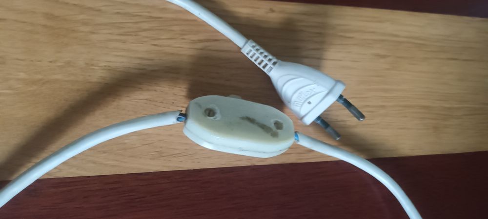 Veioza veche funcțională